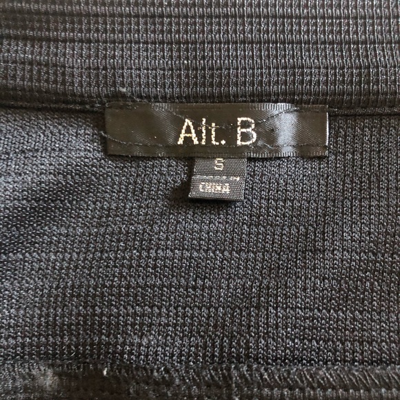 Jacket - Picture 2 of 15